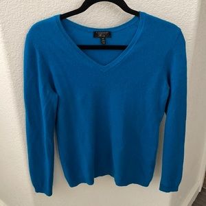 Women’s 100% cashmere sweater, v-neck teal medium